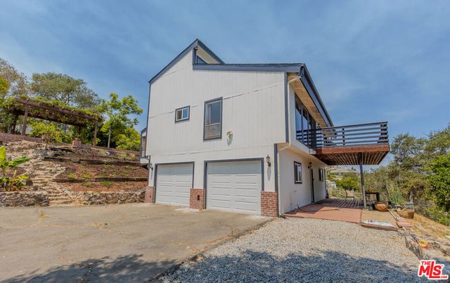 335 Morro Hills Road, Fallbrook, CA 92028