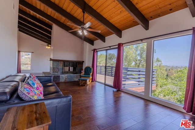 335 Morro Hills Road, Fallbrook, CA 92028