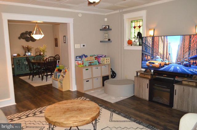 137 E ELM ST, Reading, PA 19607