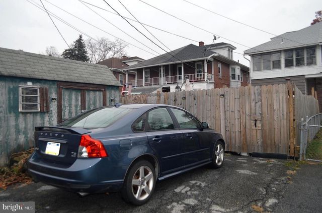 137 E ELM ST, Reading, PA 19607