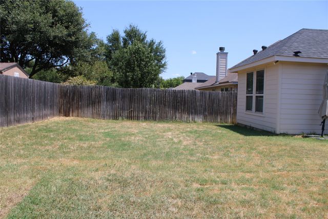 7537 Fresh Springs Road, Fort Worth, TX 76120