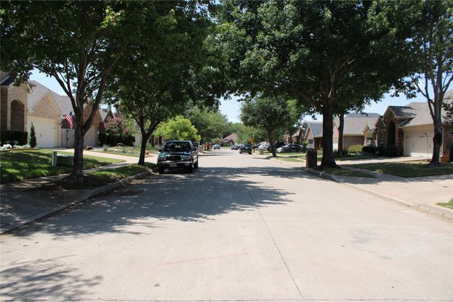 7537 Fresh Springs Road, Fort Worth, TX 76120
