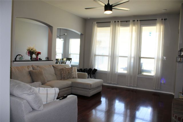 7537 Fresh Springs Road, Fort Worth, TX 76120