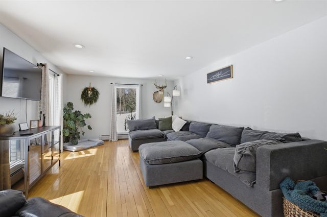 438 Canaan Hill Road, Canaan, VT 05903