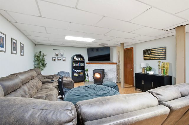 438 Canaan Hill Road, Canaan, VT 05903