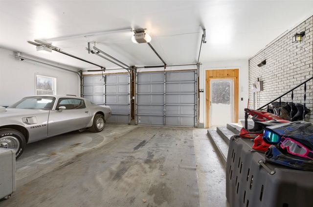 438 Canaan Hill Road, Canaan, VT 05903