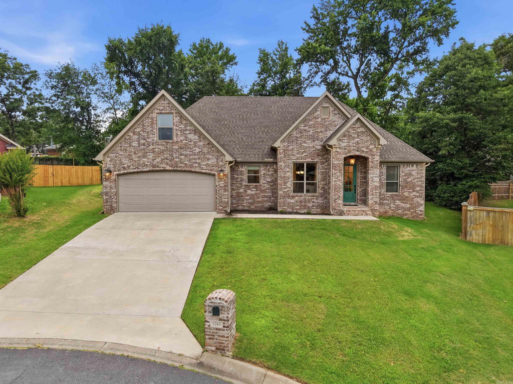 9748 Acorn Cove, Sherwood, AR 72120