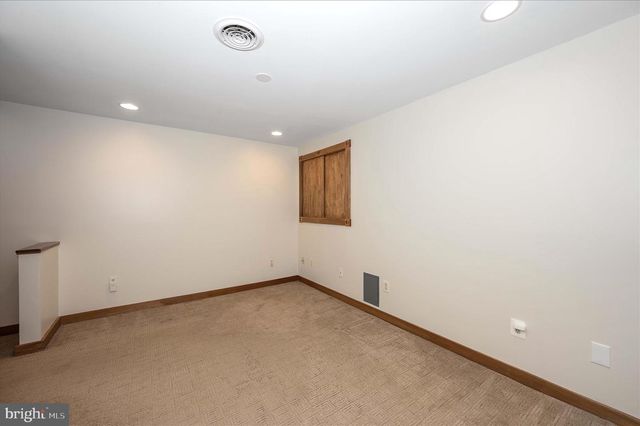 4224 IROQUOIS DR, Westminster, MD 21157