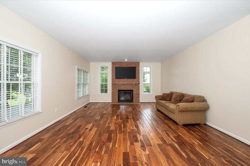 Image 34 of property listing at 4224 IROQUOIS DR, Westminster, MD 21157