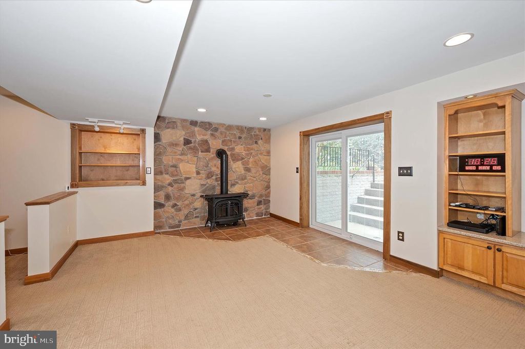 Image 71 of property listing at 4224 IROQUOIS DR, Westminster, MD 21157