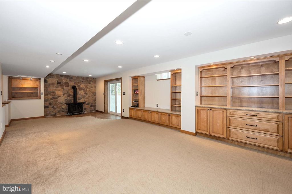 Image 73 of property listing at 4224 IROQUOIS DR, Westminster, MD 21157