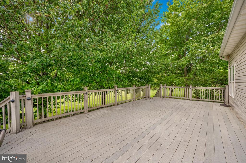 Image 78 of property listing at 4224 IROQUOIS DR, Westminster, MD 21157
