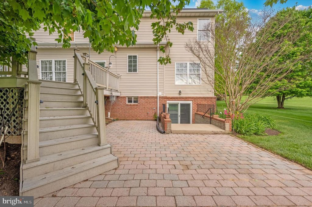 Image 92 of property listing at 4224 IROQUOIS DR, Westminster, MD 21157