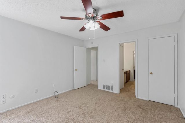 2160 Fleur De Lis Court, Arlington, TX 76012