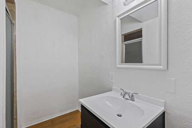 2160 Fleur De Lis Court, Arlington, TX 76012