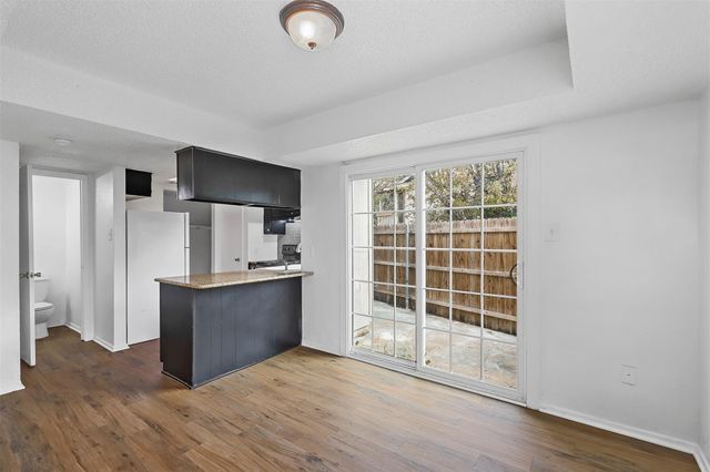 2160 Fleur De Lis Court, Arlington, TX 76012