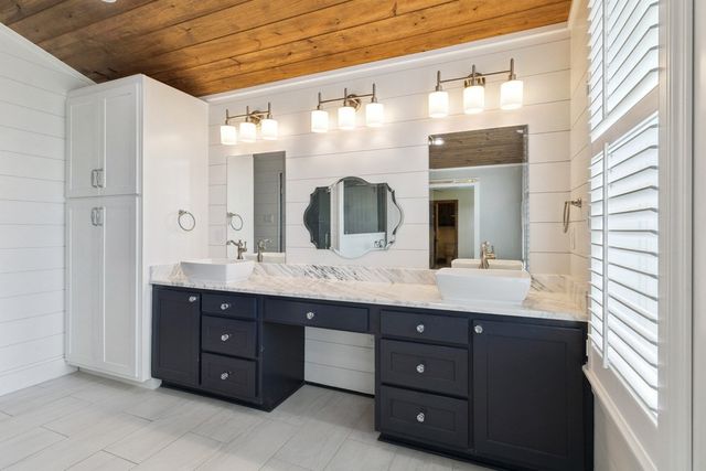 800 Vz County Road 2807, Mabank, TX 75147