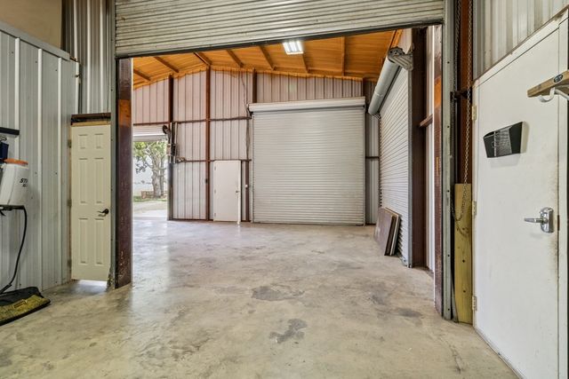 800 Vz County Road 2807, Mabank, TX 75147