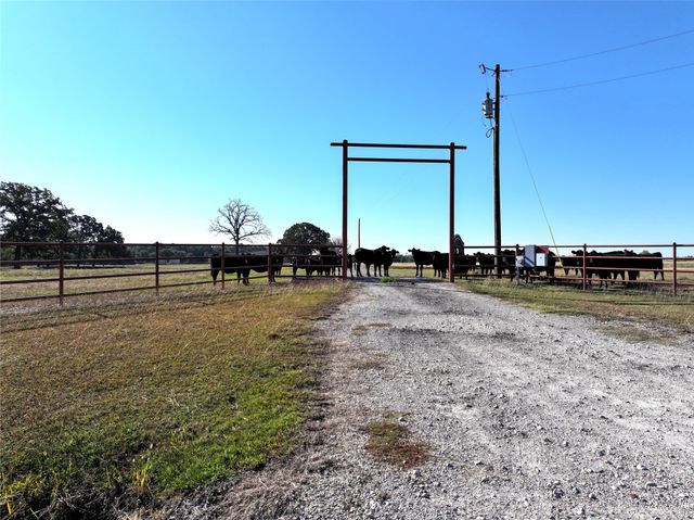 800 Vz County Road 2807, Mabank, TX 75147