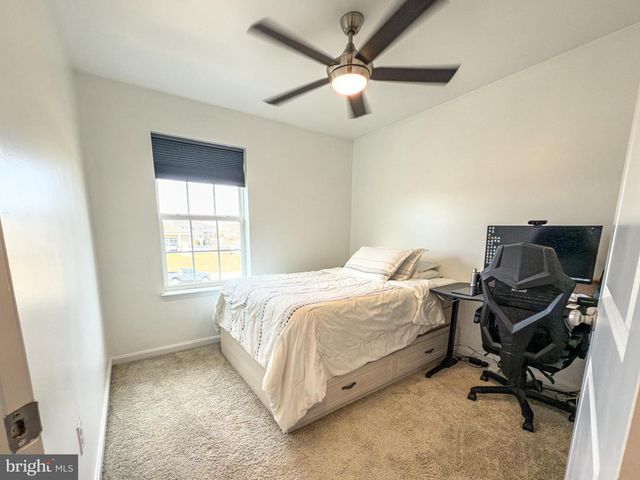 185 DREXEL CT, Martinsburg, WV 25404