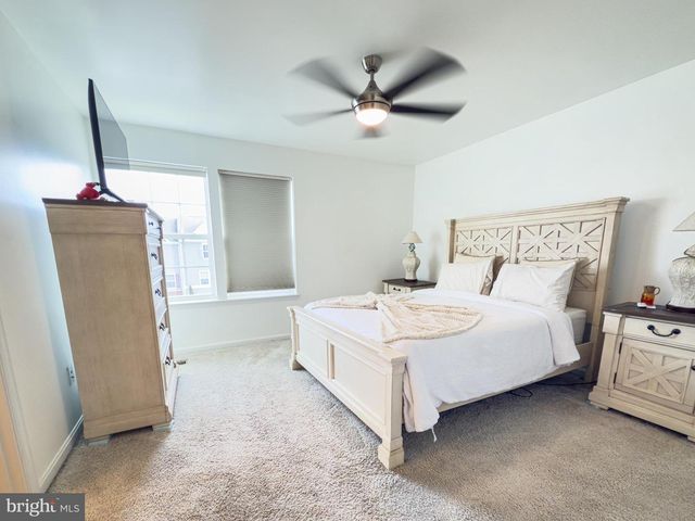 185 DREXEL CT, Martinsburg, WV 25404