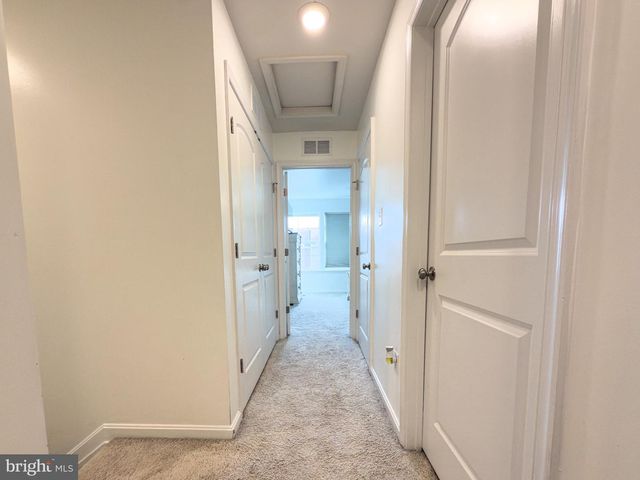 185 DREXEL CT, Martinsburg, WV 25404