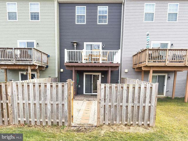 185 DREXEL CT, Martinsburg, WV 25404