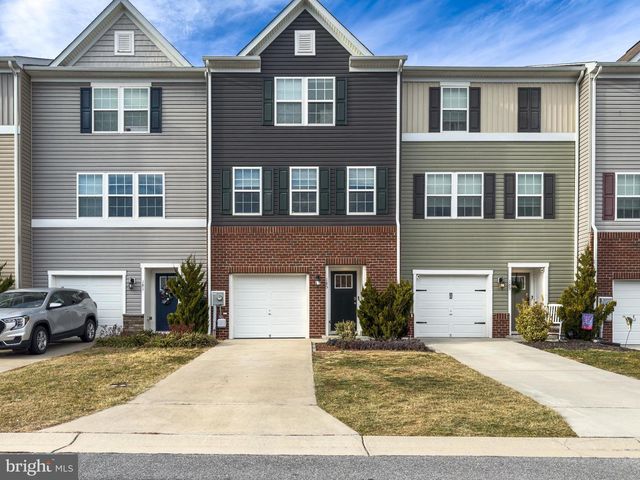 185 DREXEL CT, Martinsburg, WV 25404