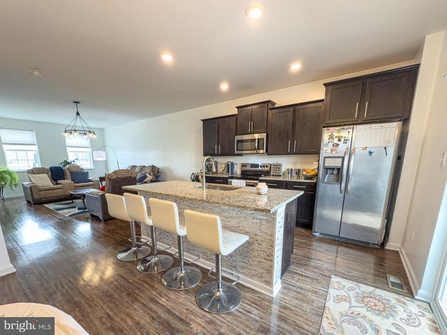 185 DREXEL CT, Martinsburg, WV 25404