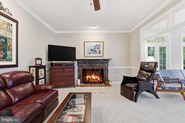 8521 CENTURY OAK CT, Fairfax Station, VA 22039