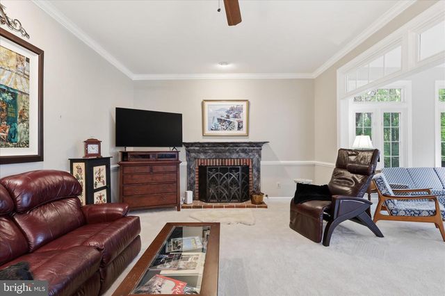 8521 CENTURY OAK CT, Fairfax Station, VA 22039