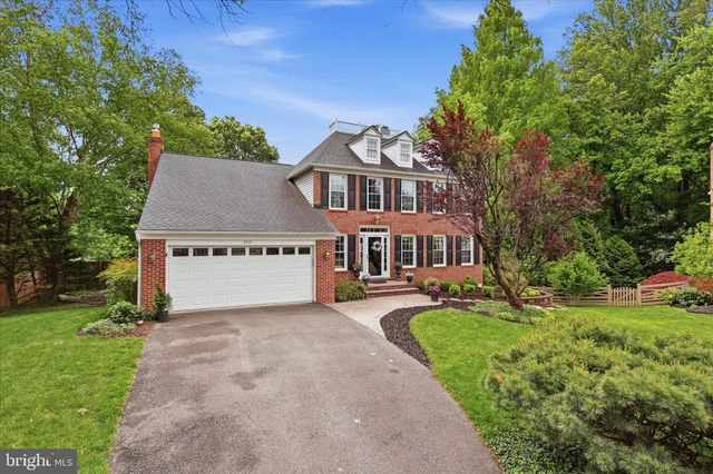 8521 CENTURY OAK CT, Fairfax Station, VA 22039