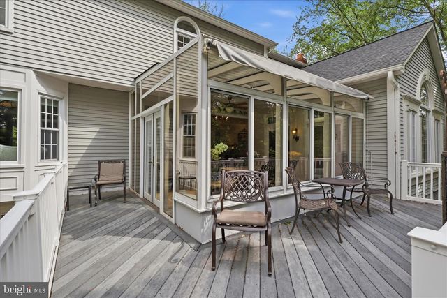 8521 CENTURY OAK CT, Fairfax Station, VA 22039