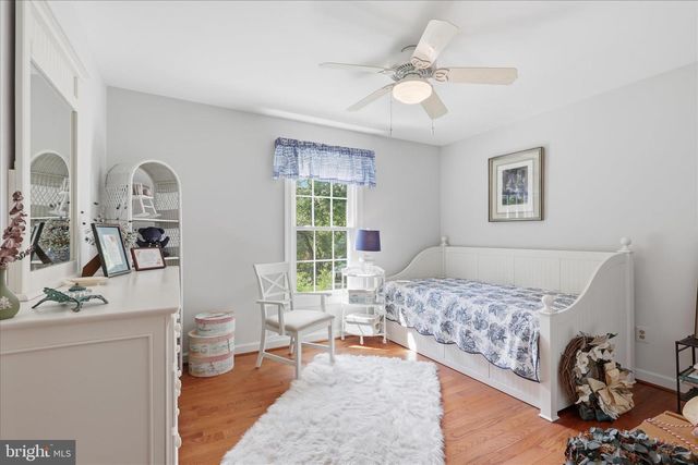 8521 CENTURY OAK CT, Fairfax Station, VA 22039