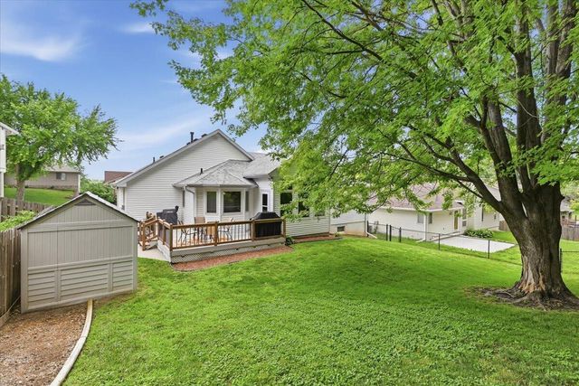 312 BUENA VISTA Circle, Council Bluffs, IA 51503