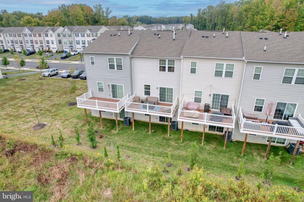 1944 SPEARFISH CT, Newark, DE 19702