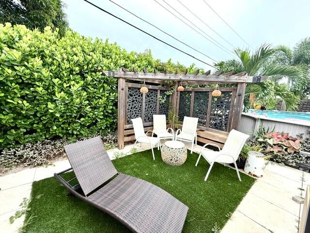 4820 NE 4TH Avenue, Oakland Park, FL 33334