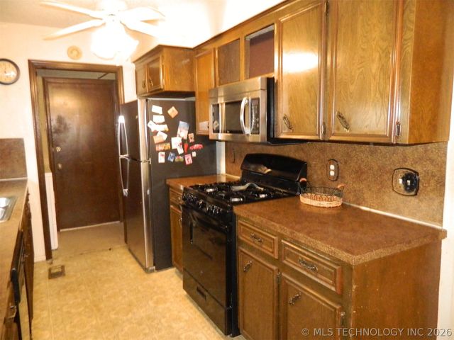 13522 E 31st Place, Tulsa, OK 74134