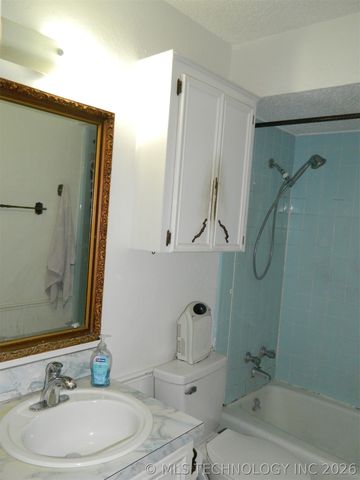 13522 E 31st Place, Tulsa, OK 74134