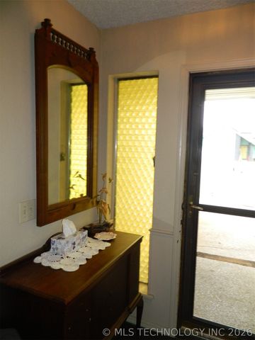 13522 E 31st Place, Tulsa, OK 74134