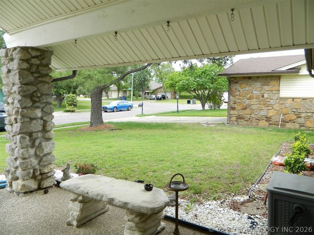 13522 E 31st Place, Tulsa, OK 74134