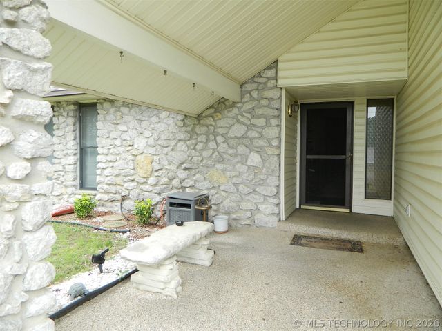 13522 E 31st Place, Tulsa, OK 74134