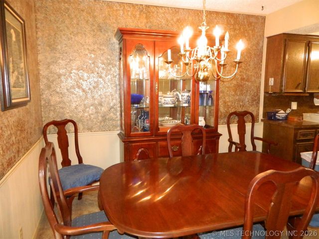 13522 E 31st Place, Tulsa, OK 74134