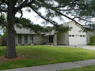 13522 E 31st Place, Tulsa, OK 74134