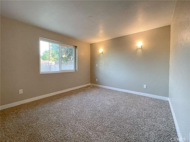 1408 W Avenue H15, Lancaster, CA 93534