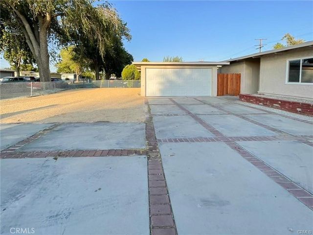 1408 W Avenue H15, Lancaster, CA 93534