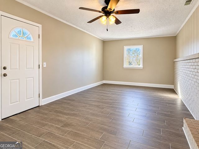 1091 Mountain View Road NW, Conyers, GA 30012
