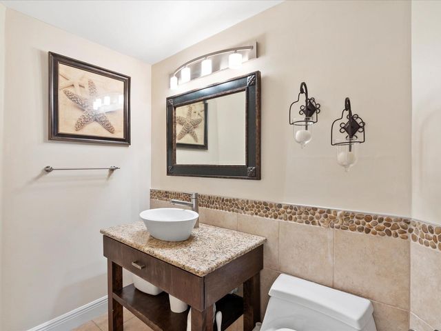 18260 N Bay Road 304, Sunny Isles Beach, FL 33160