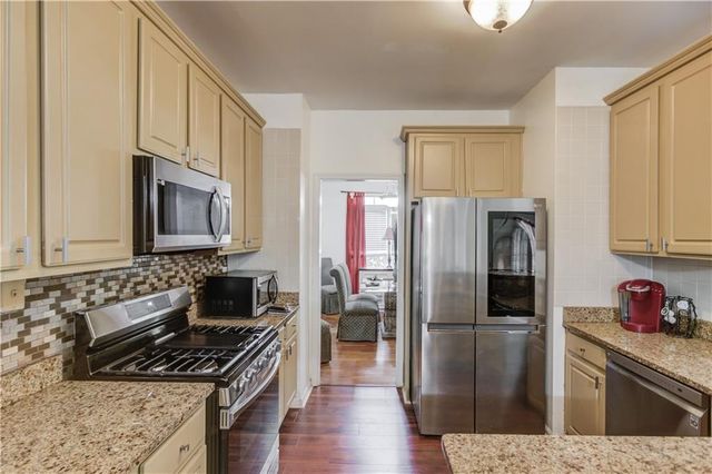 3812 Misty Lake, Ellenwood, GA 30294
