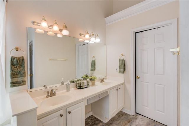 3812 Misty Lake, Ellenwood, GA 30294